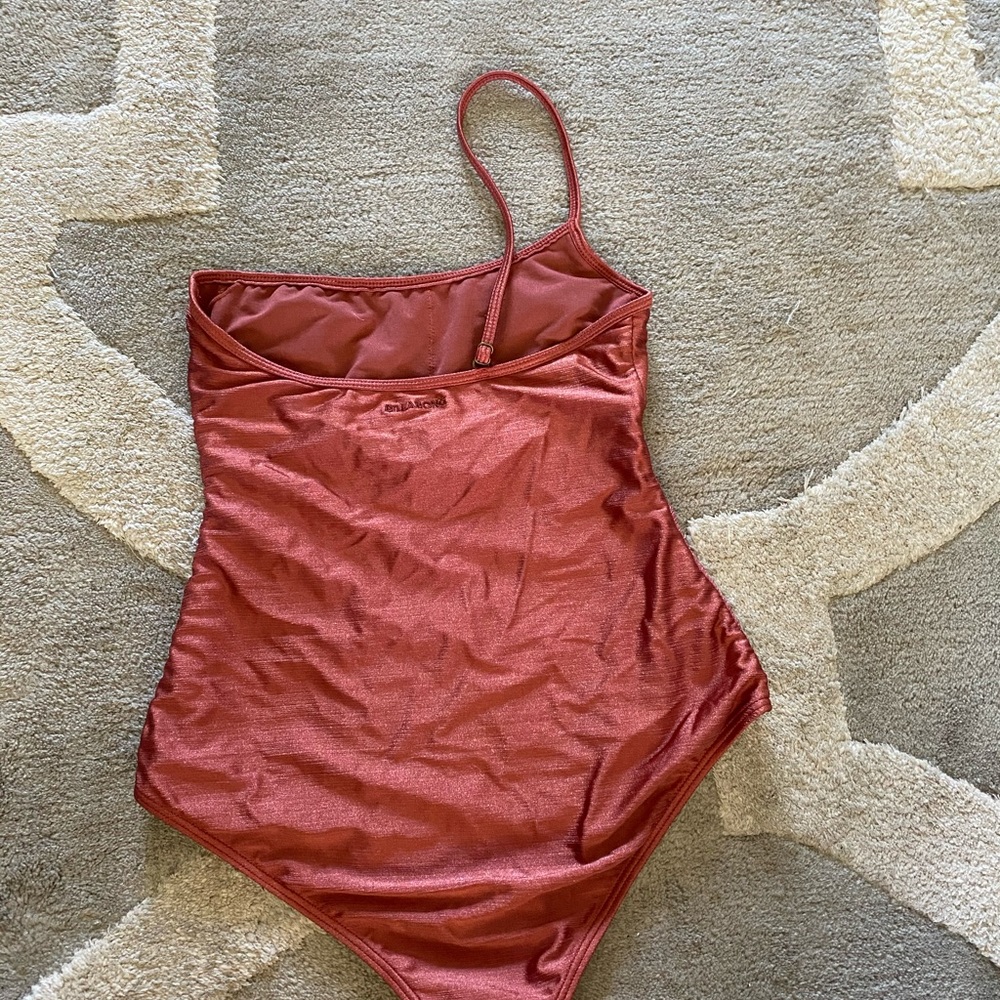 One piece single strap swimsuit